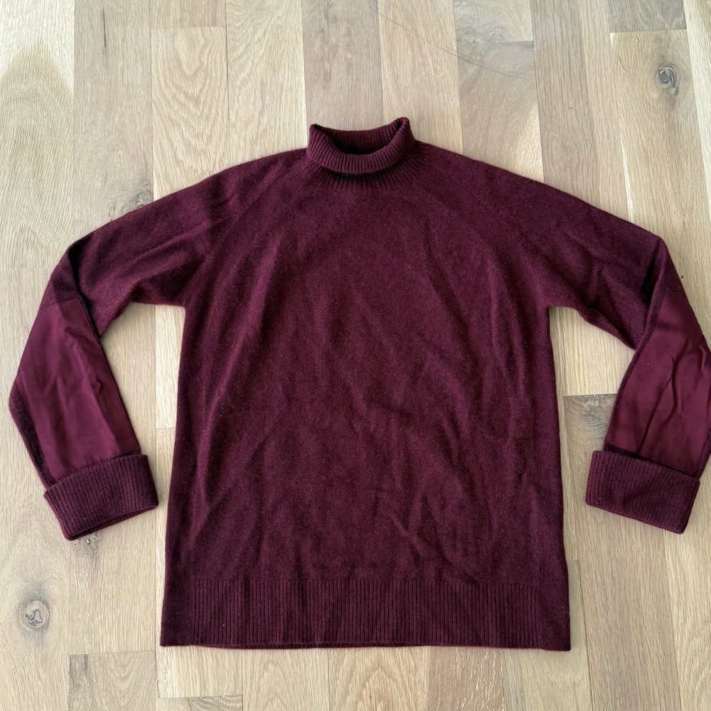 Club Monaco Maroon Cashmere Mockneck Sweater